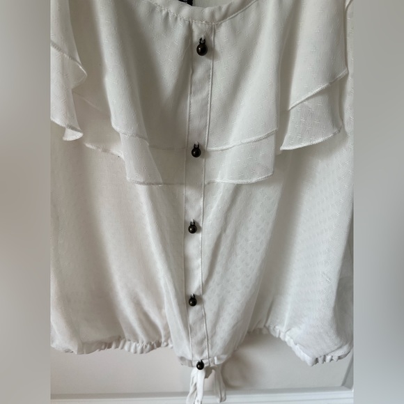 **Maurice’s Sheer Ruffle Tank, Small - Picture 3 of 9